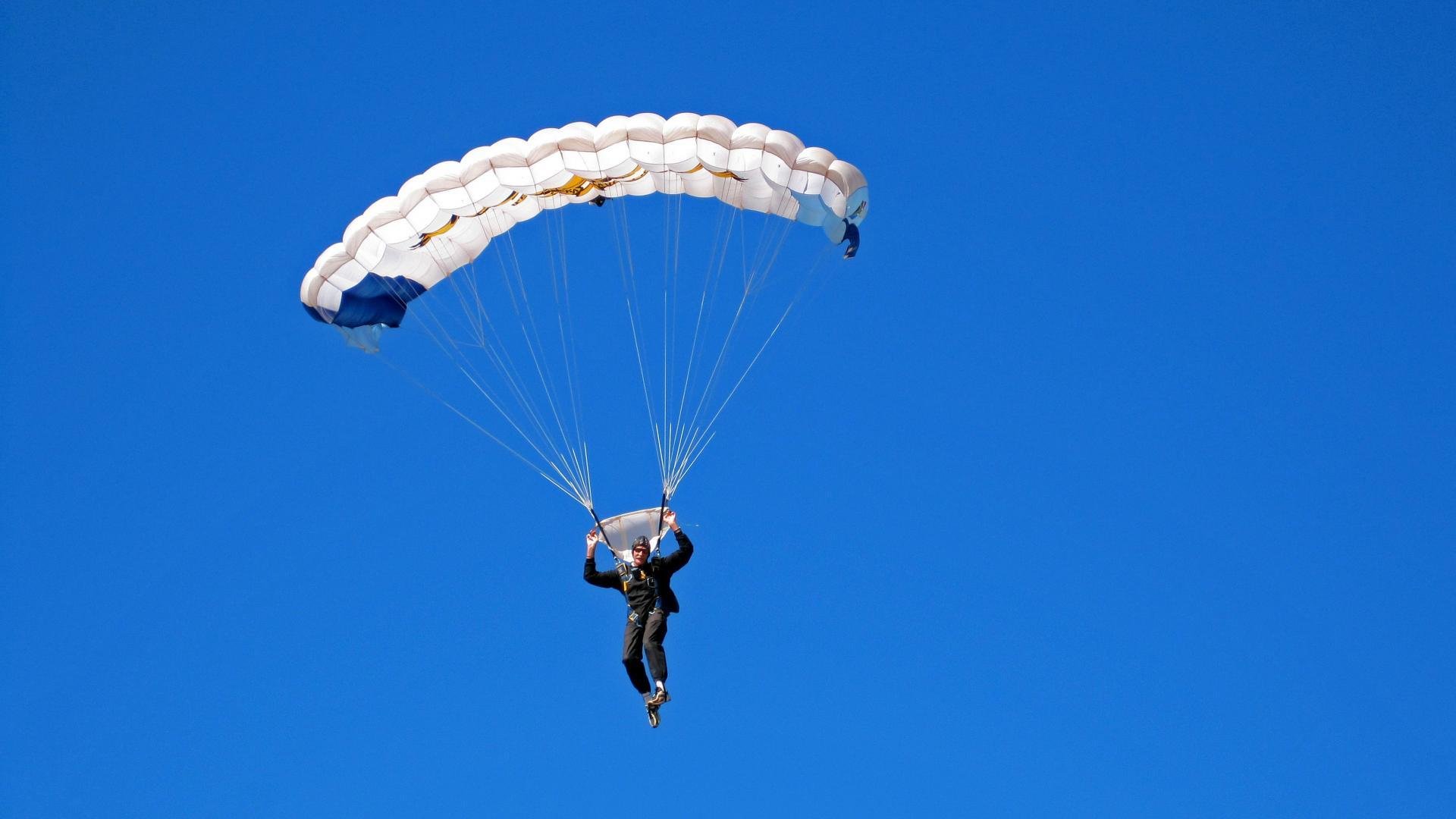 海外电竞市场快速布局,中国企业加快“出海”步伐,电竞国内外