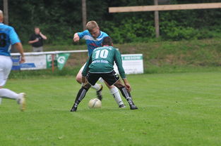 九游游戏中心下载-球员在对阵强队时的数据是否更关键，对方球队